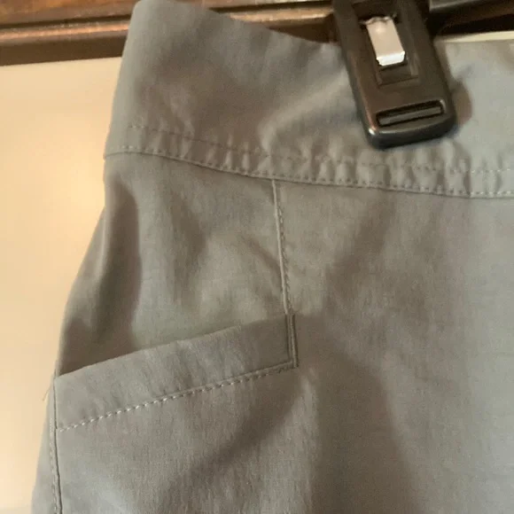 Mens 34 Swim Trunks Under Armour HeatGear Gray (ABBA) - Picture 4 of 12